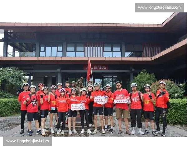 成马开跑,中粮可口可乐四川跑团红动赛道 成马开跑,中粮可口可乐四川跑团红动赛道